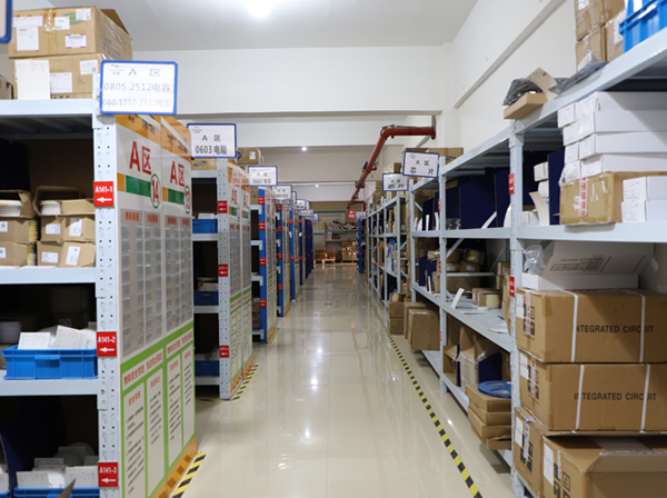 人力腳踏車(chē)vs電動(dòng)自行車(chē)：究竟誰(shuí)的碳足跡更高？